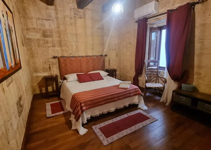 Vallettacharme - 2 Bedrooms Flat In The Heart Of The City